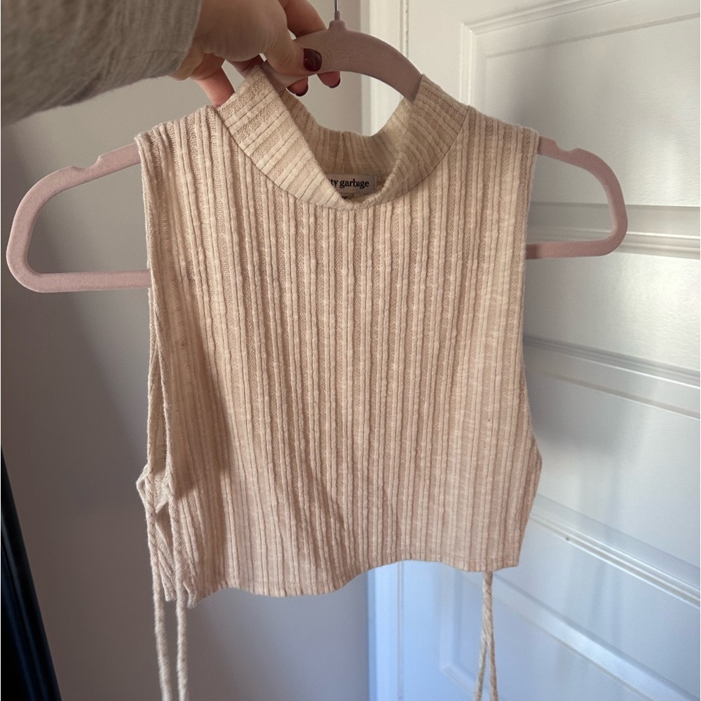 Cropped side tie turtle neck